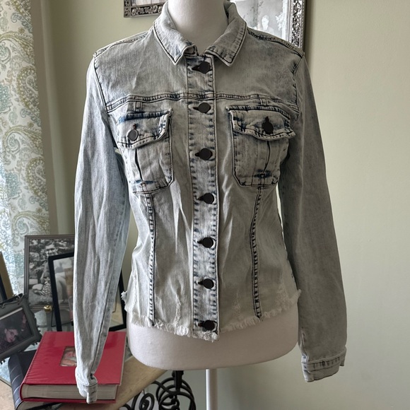 KUT From the Kloth Upcycled Denim Jacket - Pink Beautiful Trauma Tour 2018 - M - Picture 2 of 8